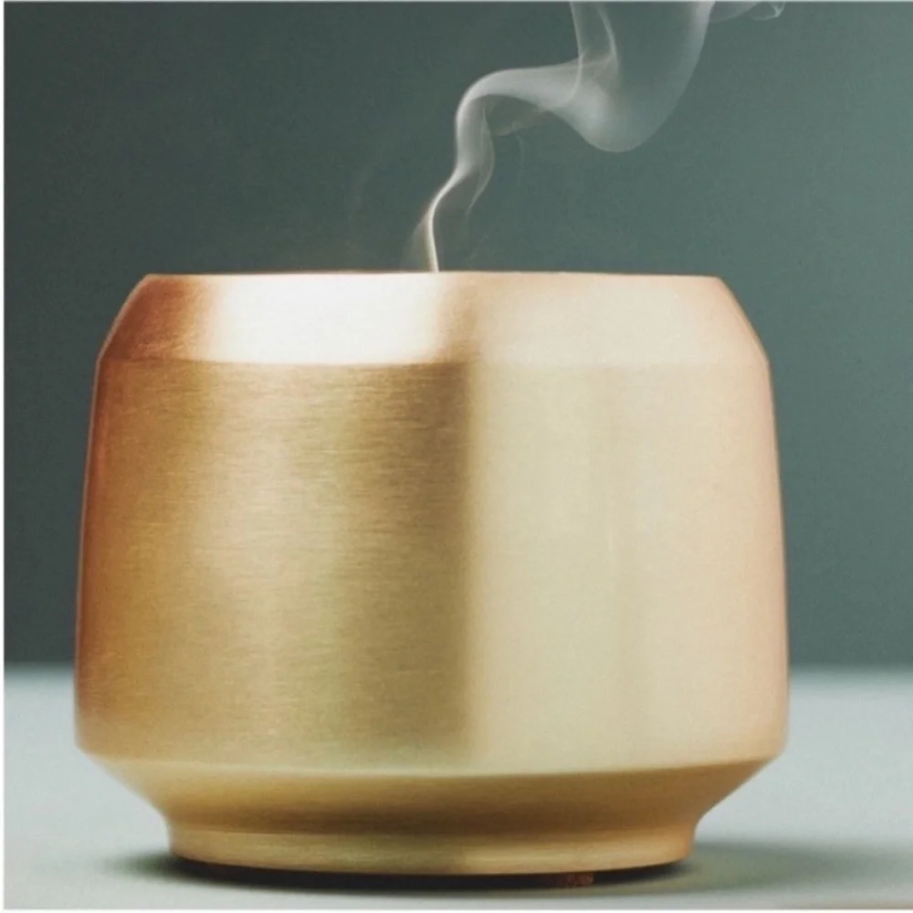 NWT Anthropologie The Gather Candle Ambered Topaz/ Small